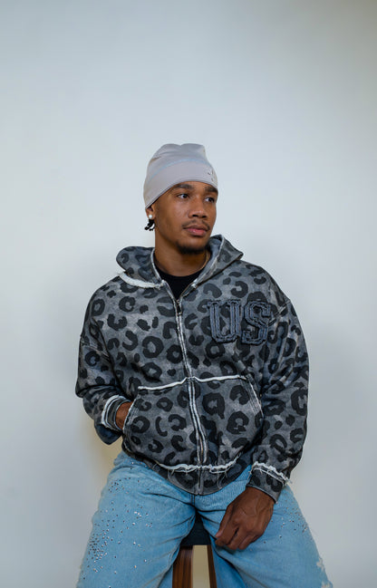 U.S. black cheetah print zip up